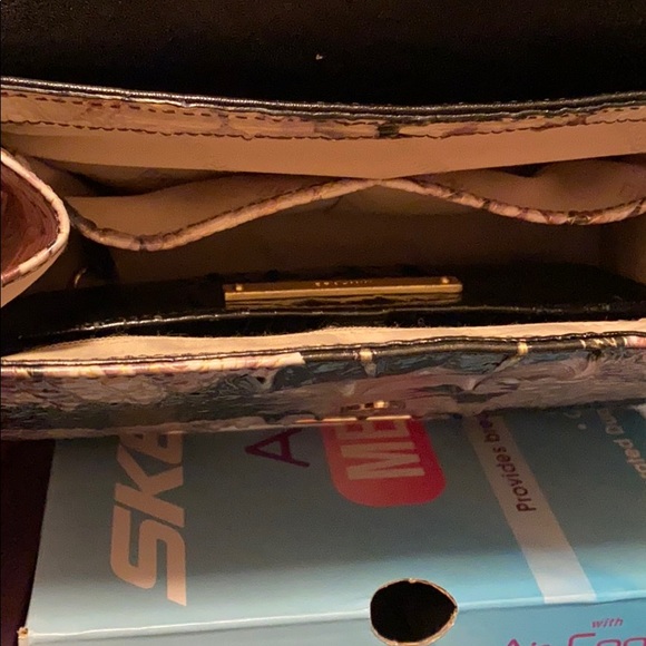 Handbag - Picture 4 of 7